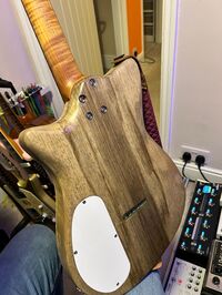 galley image -img/bolt_thin/thumbs/2.jpg